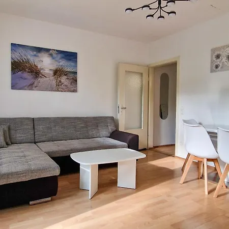 Modern & Centrally Located In